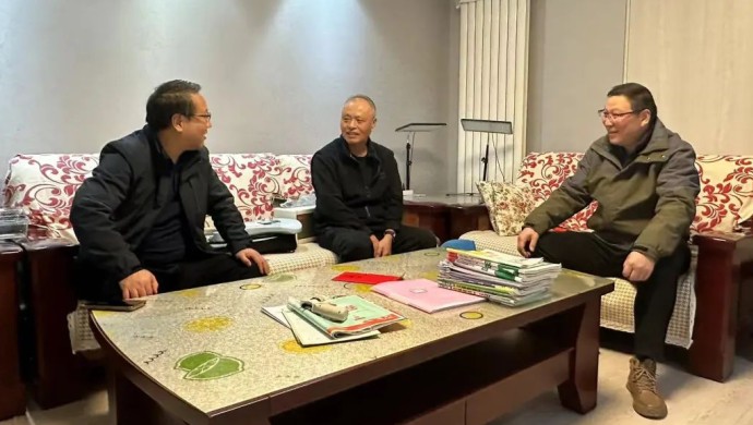 寒冬送温暖 慰问递真情---公司开展 春节前走访慰问活动